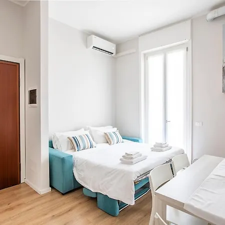 Elengante E Spazioso Vicino Al E Al Centro Apartament Lecco