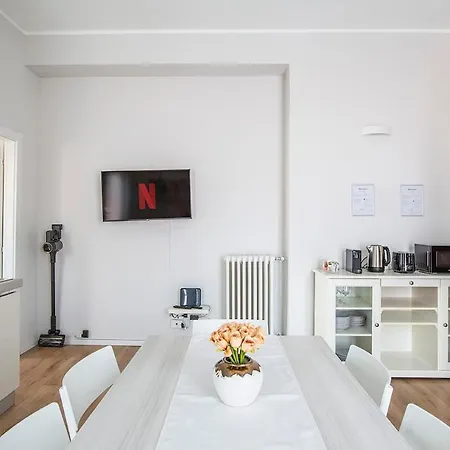 Apartament Elengante E Spazioso Vicino Al E Al Centro *