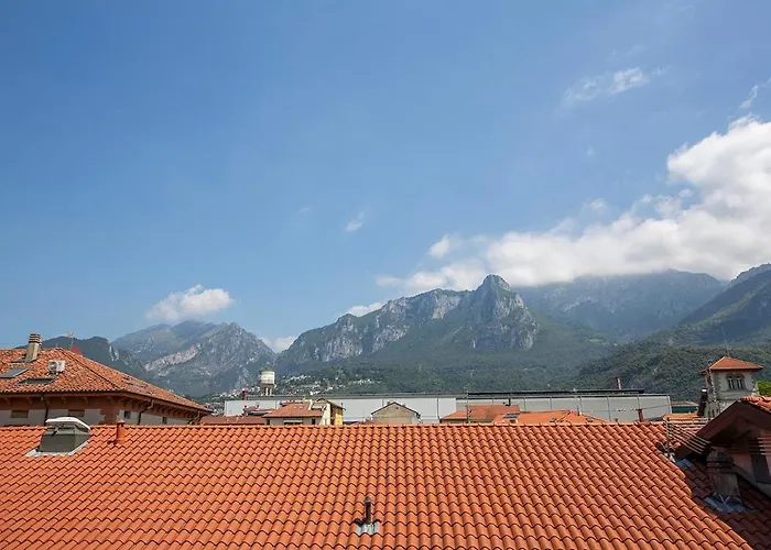 Elengante E Spazioso Vicino Al E Al Centro Apartman