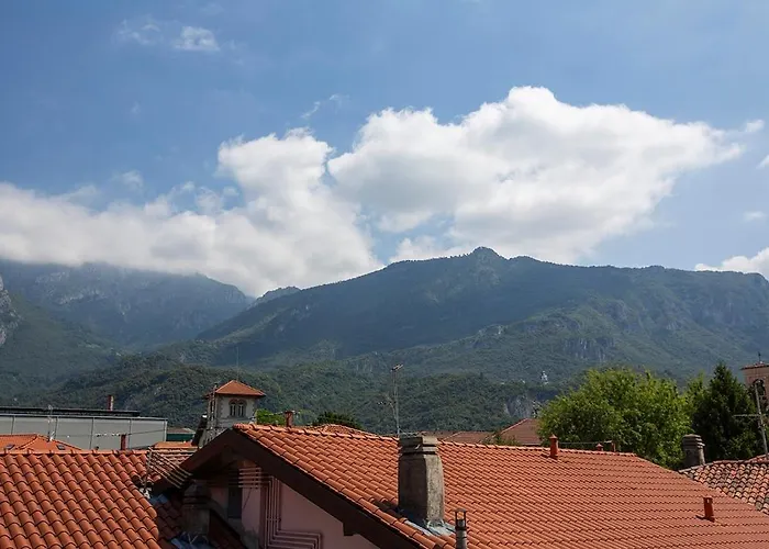 Elengante E Spazioso Vicino Al E Al Centro Lecco