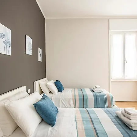 Elengante E Spazioso Vicino Al E Al Centro * Lecco